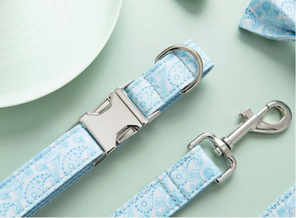 PAISLEY COLLAR AND LEASH SET Sitandpawz.com