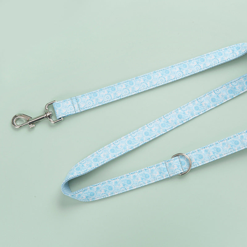 PAISLEY COLLAR AND LEASH SET Sitandpawz.com